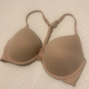 VS front buckle bra